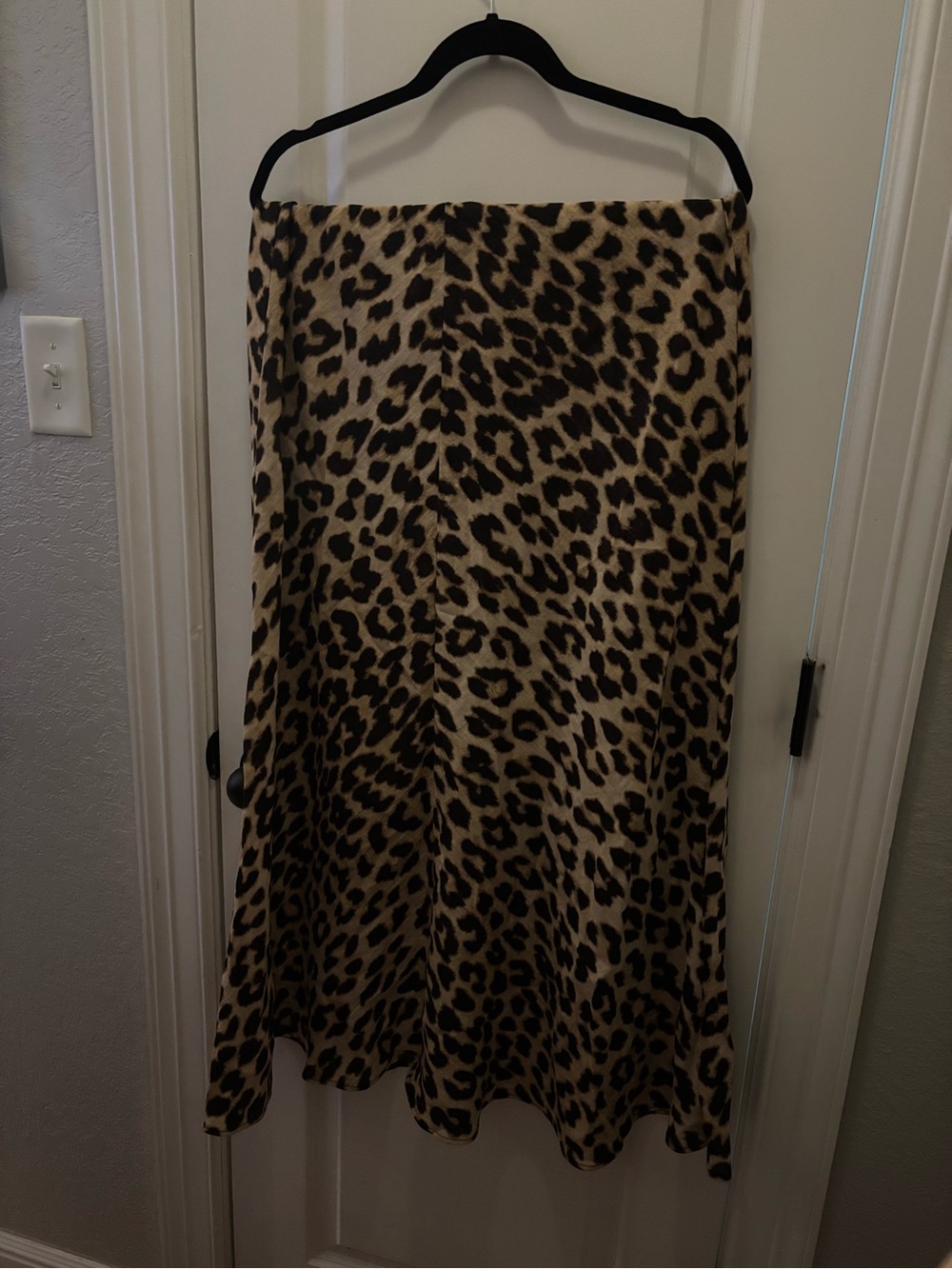 H&M Leopard Print Midi Skirt - Tan and Black